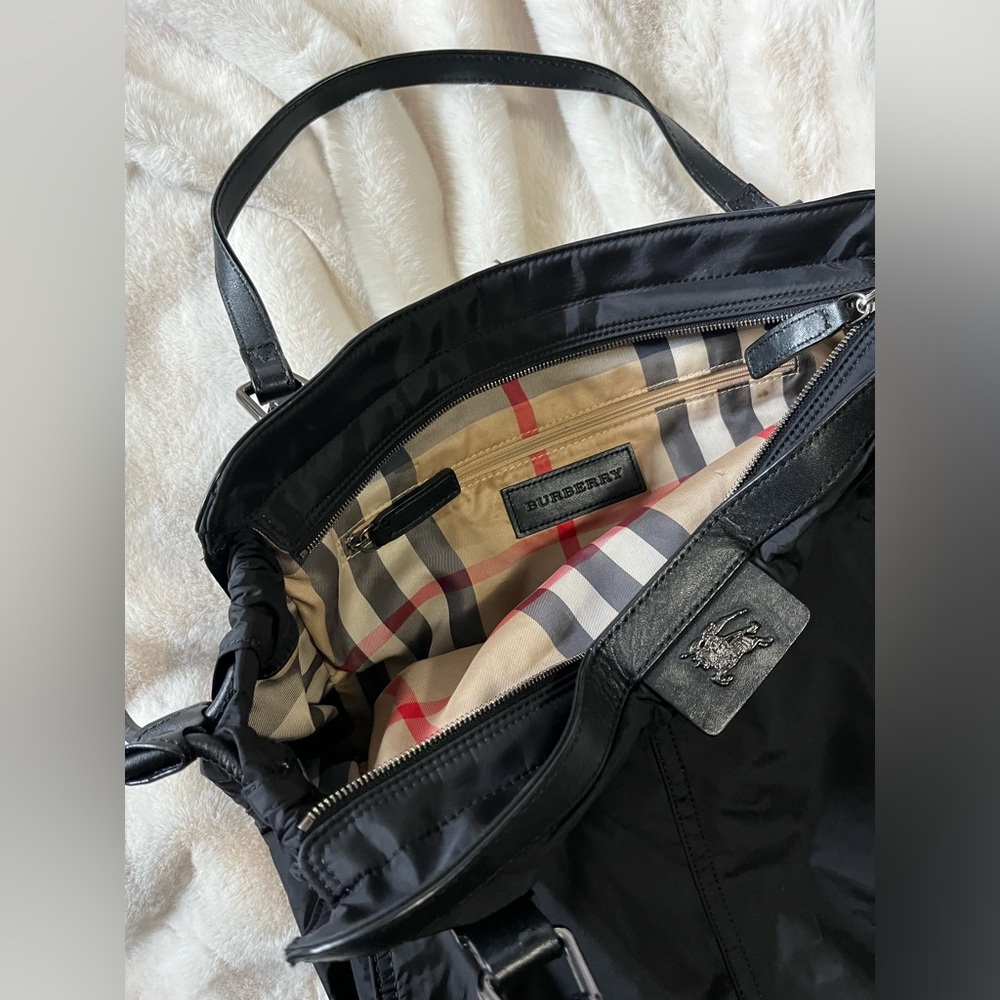 Burberry Black Women's Tote Bag - Picture 4 of 7